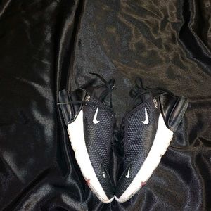 Nike AirMax 270